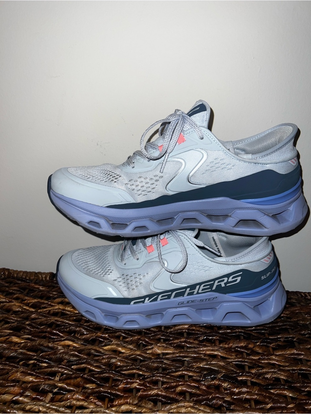 Skechers Slip-Ins Glide-Step Altus Athletic Sneakers - Picture 5 of 7